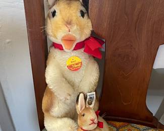 Quality Vintage & Antique Steiff Collection W/ Dozens Of Different Styles Available!