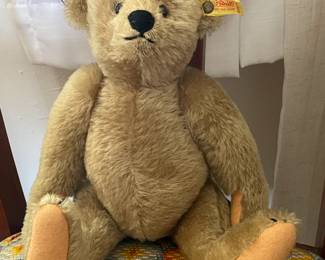 Quality Vintage & Antique Steiff Collection W/ Dozens Of Different Styles Available!