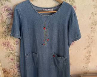 FABULOUS Clothing Collection Featuring Many Vintage Pieces From The 1980s Like.....Western Wear, Velvet Smoking Jackets, Corduroy Pants, Colorful Pant Suits, Snakeskin Sweaters, Rhinestoned & Bedazzled Blazers, Bell Bottom Dresses, & MORE! 