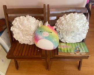 Wooden Folding Chairs & Decorative Pillows