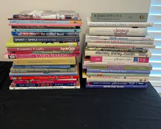 L9 - $20 LOT of Decorating, Crafting Books.