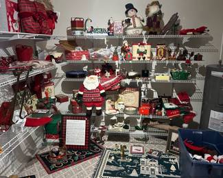 C6 - $100 Large Christmas LOT. Take ALL Christmas in this photo for $100!