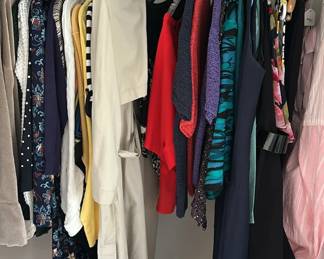 H6 - $50 Saturday Special LOT of Ladies clothing small/medium tops and 4-6 (some 8) pants / bottoms. ALL for $50. 