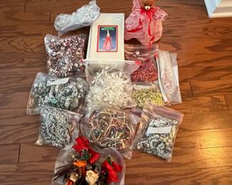 L29 - $20 Christmas Decor, vintage garland, bear tree topper LOT.
