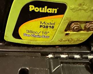 H28 - $40. 16" Poulan P3816 Gas Chainsaw. Pulls and acts like it will start. Includes case.