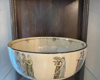 Bowl by Royal Doulton