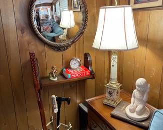 Federal style mirror