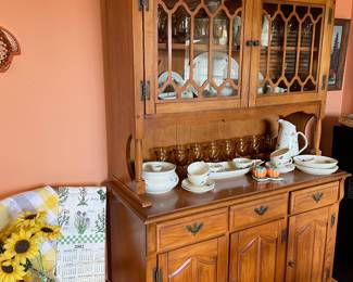 Nice vintage hutch 