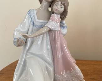 Lladro mother & child