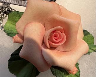 Capodimonte Porcelain Floral Sculpture Necklace 