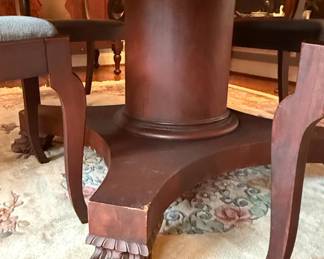 Antique Mahogany Dining Table with Claw Feet and Pedestal Base 