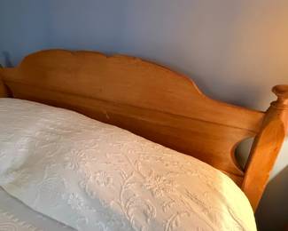 Vintage Pine Spindle Bed Frame second image