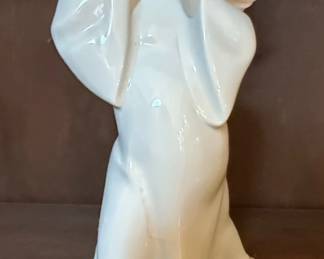 Lladro Porcelain Figurine Angel Mime 