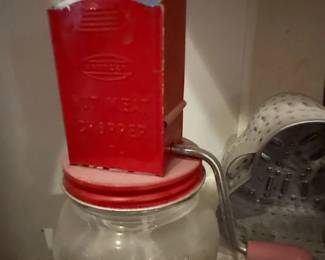 Vintage Kitchen Collectibles Lot with Androck Nut Chopper second image