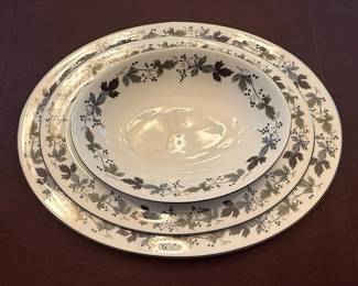 Royal Doulton Burgundy TC. China Set third image