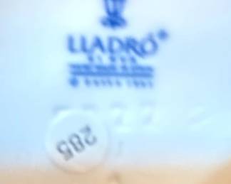 Lladro Porcelain Figurines Sweet Scents  and Pretty Pickings  third image