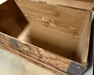 Antique Steamer Trunk 