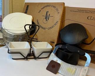 Pampered Chef Kitchen Tools Stoneware Lot