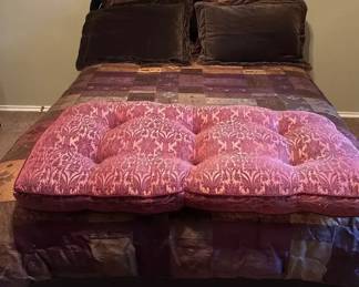 Croscrill Queen Sized Bedding