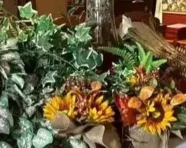 Floral Arrangement Lot