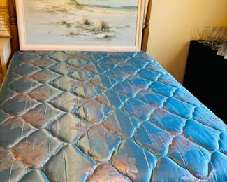 Interesting headboard.