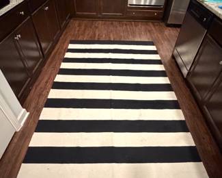 Safaviah black and cream rug
