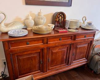 Credenza