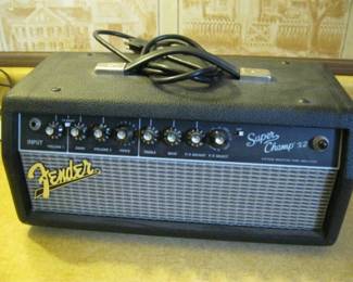 FENDER SUPER CHAMP AMP