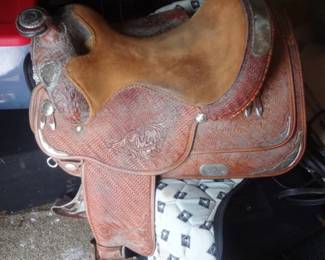 WESTERN SADDLE