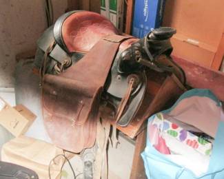 WESTERN SADDLE