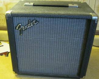 FENDER AMP