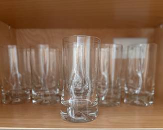 Glassware. 