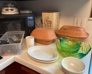 terra cotta ware roasters, restaurant ware platters, terrific lettuce salad bowl set