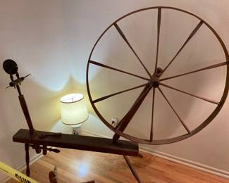 late 1700s / early 1800s hand-hewn hickory walking (spinning) wheel