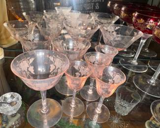 ahhh prettier!!  Franciscan (Flanders Pink?) etched cocktail glasses 