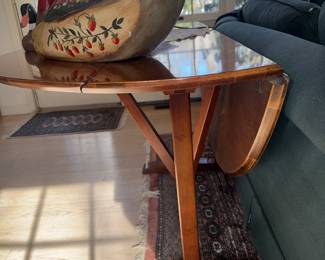 Lovely drop-leaf table