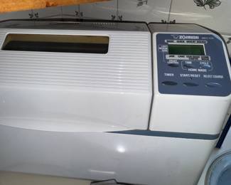 Zojirushi Home Bakery bread machine
