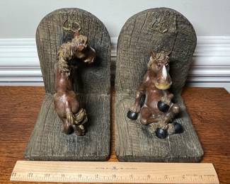 K33 - $35. Montana Silversmiths Elmer Horses Laying Reclining Vintage Western Bookends.