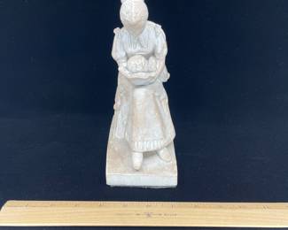 K8 - $20. Vintage Austin Productions sculpture Mother and Child. No chips or cracks noted. Measures 5”w x 3”d x 6”t.