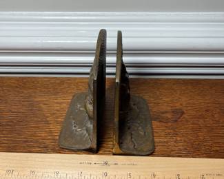 K34 - $30. Cast brass/bronze ship bookends.