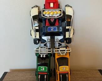 B10 - $90. Power Rangers Gekisou Sentai Carranger DX Bandai 1997.