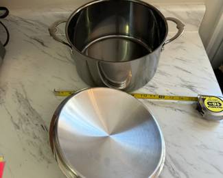 S43 - $350. Hestan 8Qt Nanobond Stock Pot with Lid. (Retails for $600.)