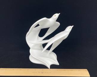 K11 - $35. Lenox "Wind Dance" sculpture. Made of fine bone china. Part of the National Audubon Society collection.