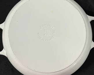 S10 - $225. Le Creuset #32. 5qt Braiser in White. Excellent Condition. Stainless knob.