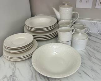 B18 - $40. "Garland" China 8837 by Sango. 4 dinner plates, 4 saucers, 4 soup bowls, 1 serving bowl, cream & sugar, 5 mugs, teapot. Very good condition.