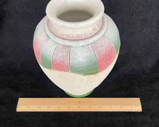 K46 - $55. Vintage Flavia Montelupo Italian pottery vase. Measures 9.5” tall.