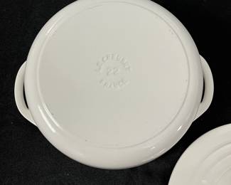 S12 - $100. Le Creuset #22. 2.5 qt. in White. Excellent Condition.