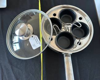 S33 - $35. Demeyer Resto Egg Poacher. 4 egg.