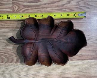 K18 - $50. Vintage hand carved monkey pod leaf shaped serving dishes. Smallest has had a slight repair.