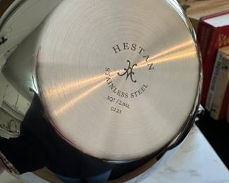 S41 - $100. Set of 3 Hestan Stainless Mixing Bowls. 1.5 qt, 3 qt, 4.75 qt.